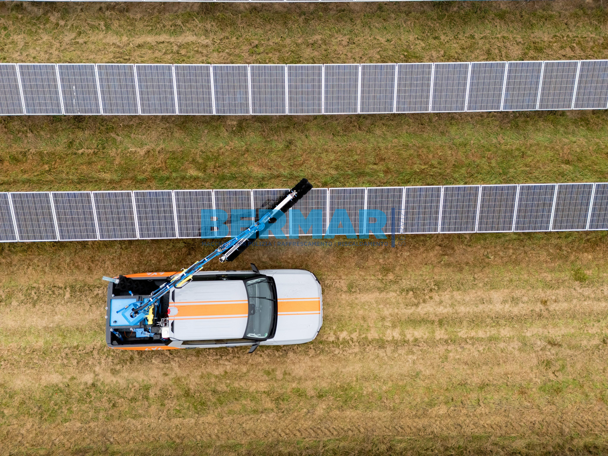 Sunbrush Eagle per Pick Up - spazzola automatica per pannelli fotovoltaici