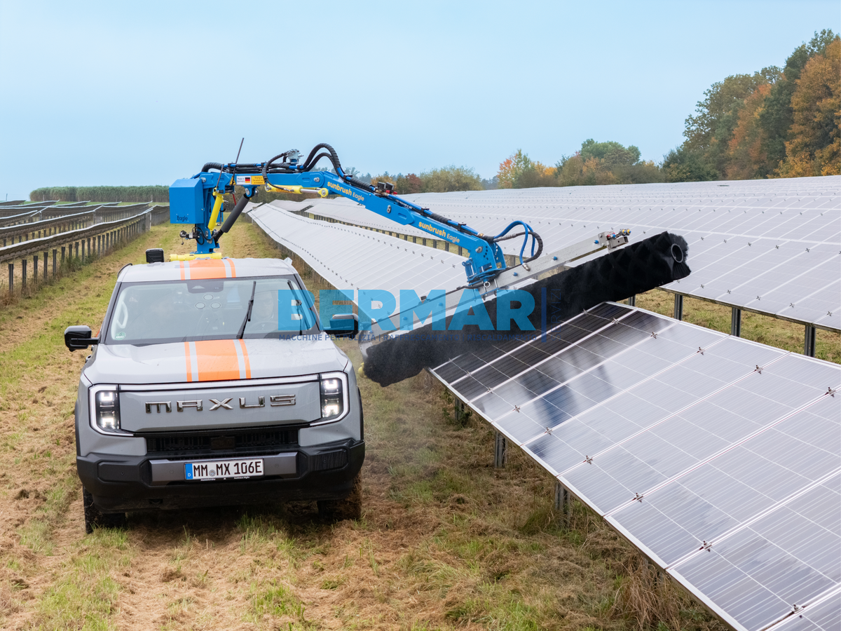 Sunbrush Eagle per Pick Up - spazzola automatica per pannelli fotovoltaici