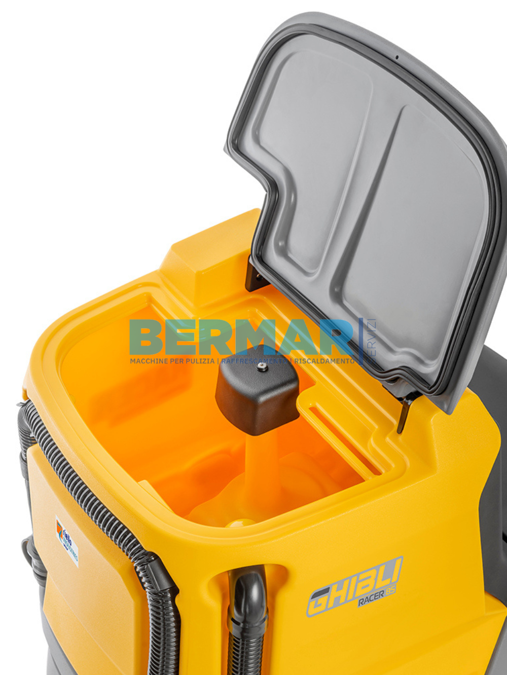 Lavapavimenti uomo a bordo Ghibli Racer R 85 FD 75