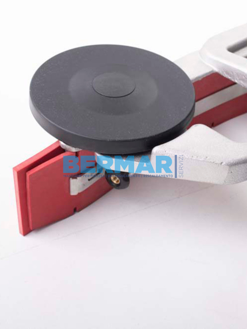 Lavapavimenti uomo a bordo Ghibli Racer R 85 FD 75