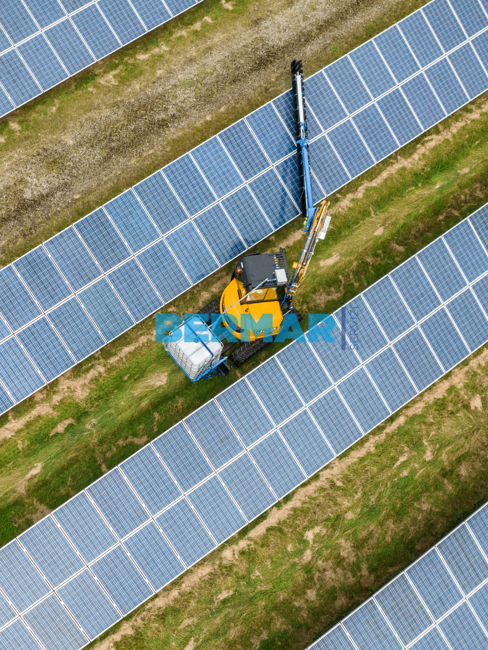 Sunbrush Rapid spazzola automatica per pannelli fotovoltaici per escavatore