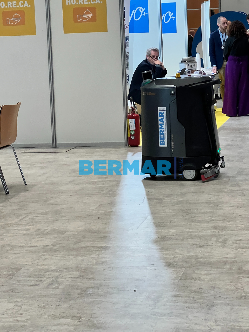 ECOBOT L4 lavasciuga lavapavimenti automatica