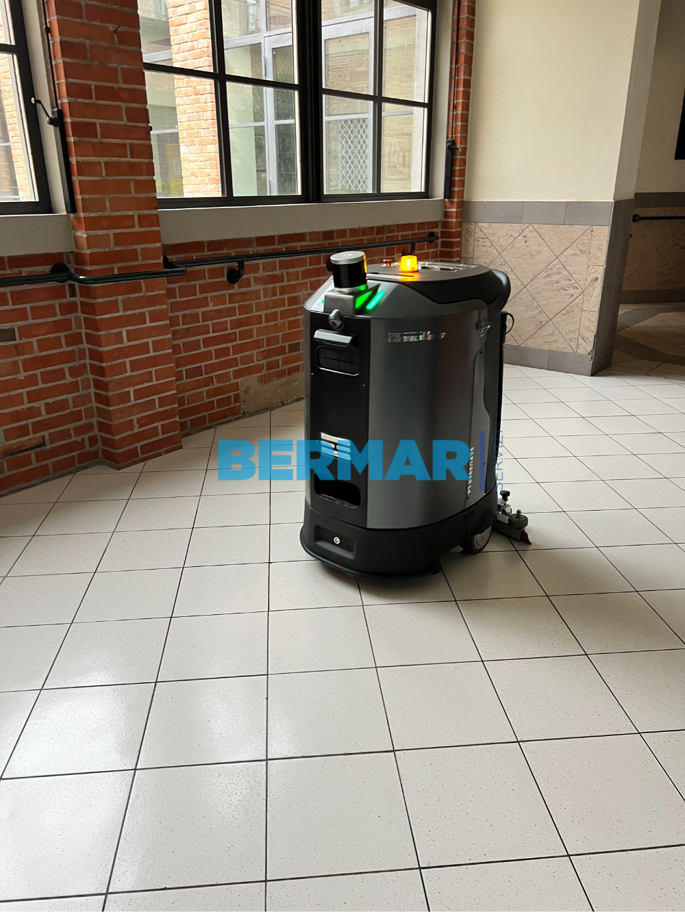 ECOBOT L4 lavasciuga lavapavimenti automatica