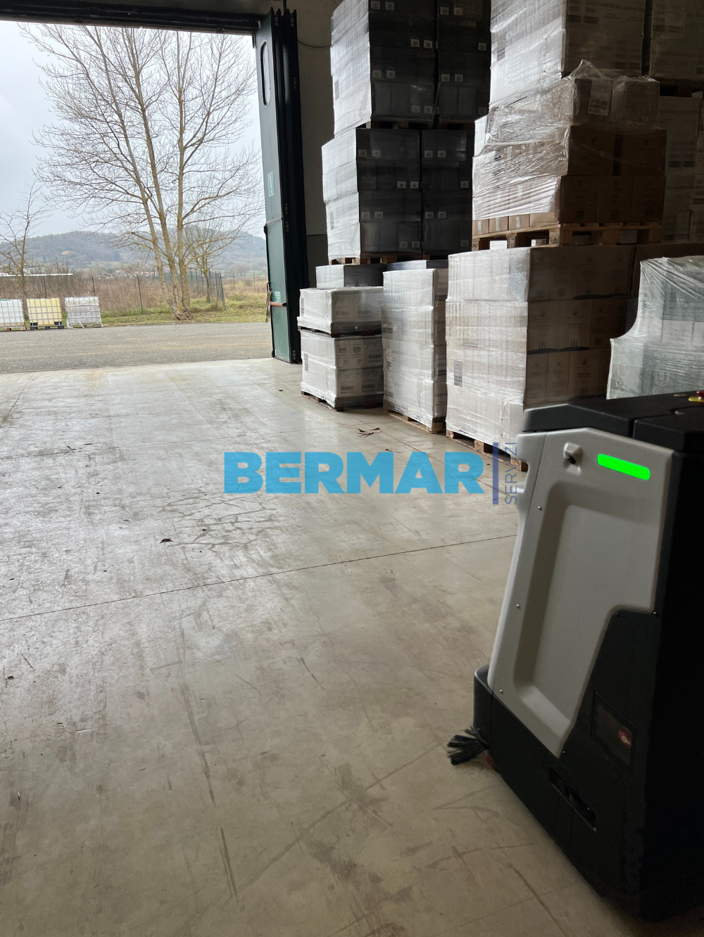 Spazzatrice autonoma industriale ECOBOT SP 50